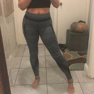 Luxtreme Women's Crop - Size 6